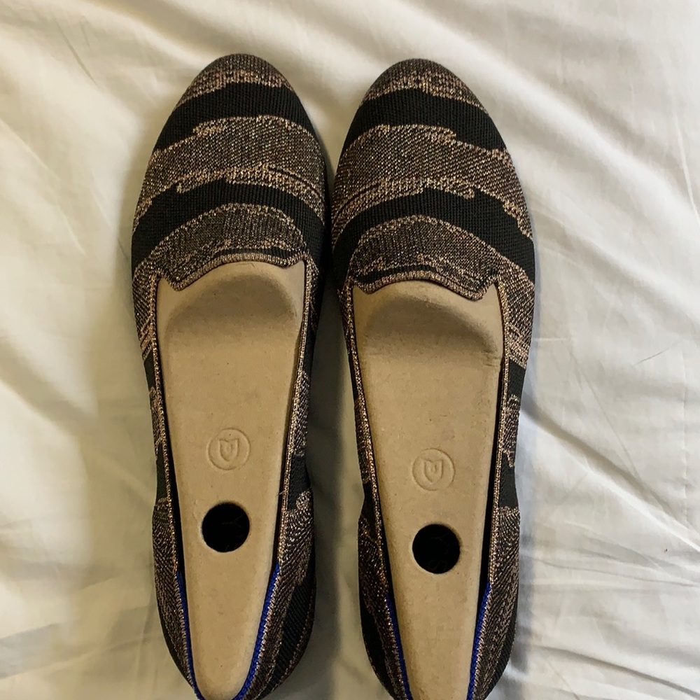 New in box Rothy’s golden shimmer loafers - black and gold (rose gold )